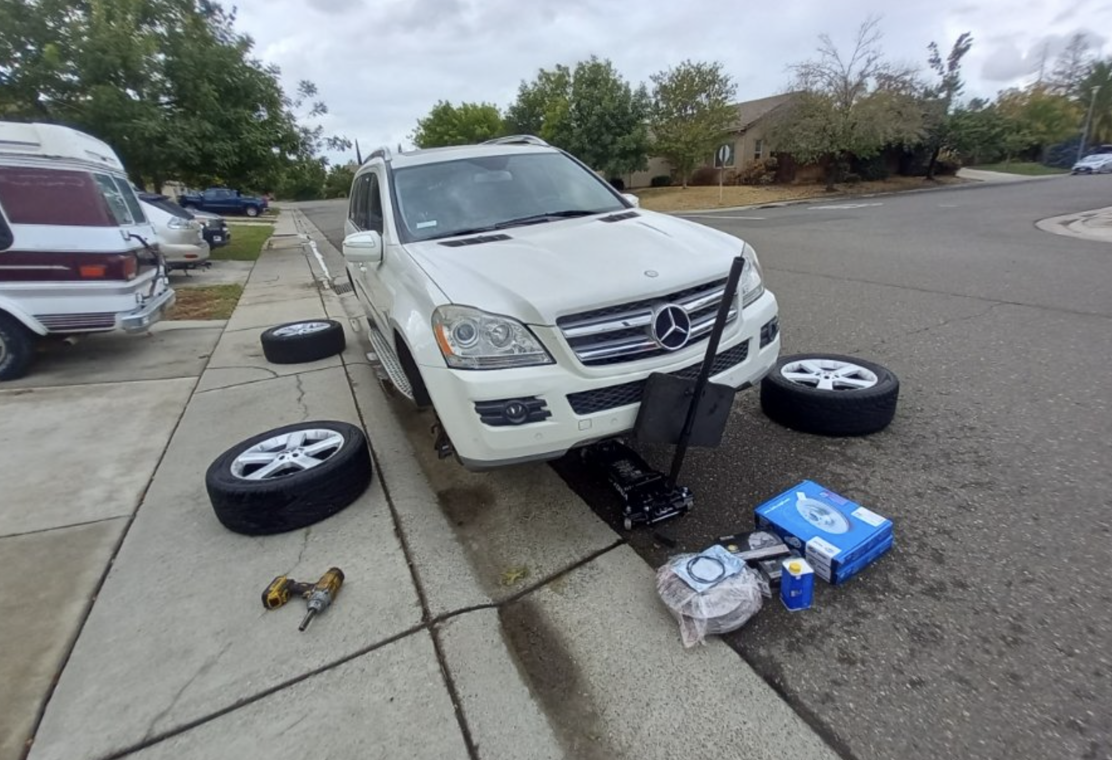 Concord-suspension-repair this image shows suspension repair in Concord, CA